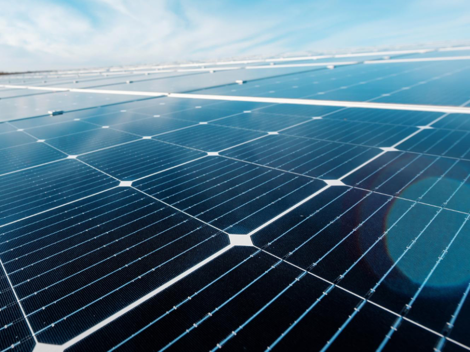 Solar Performance Loss – Photo (1)