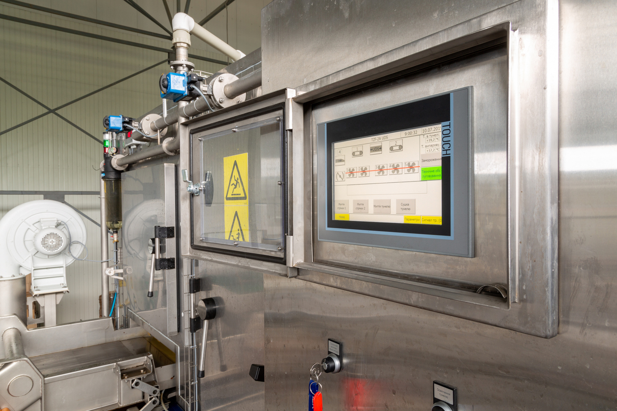 1295805168-Control panel and entrance to the instant freezing